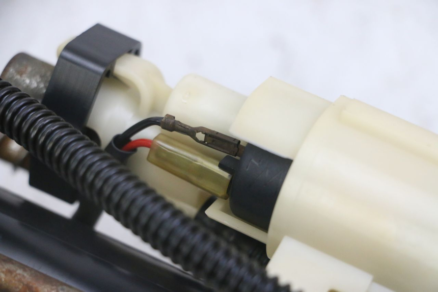 photo de POMPE A ESSENCE YAMAHA X-MAX XMAX 125 (2010 - 2014)