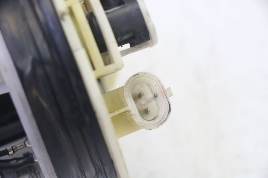 photo de POMPE A ESSENCE YAMAHA X-MAX XMAX 250 (2006 - 2009)