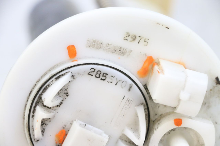 photo de POMPE A ESSENCE YAMAHA XMAX X-MAX 125 (2006 - 2009) - Gros plan technique