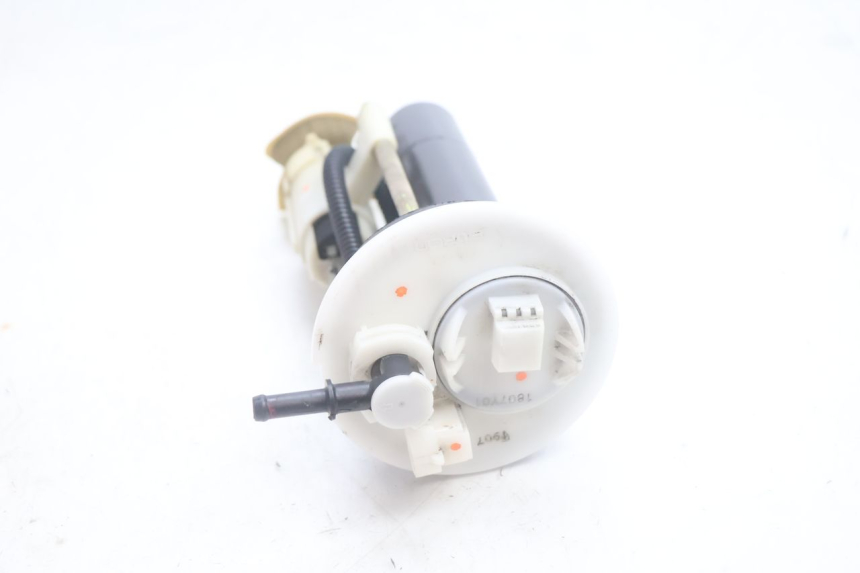 photo de POMPE A ESSENCE YAMAHA XMAX X-MAX 125 (2006 - 2009) - Zoom état d’usage