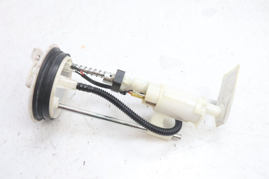 photo de POMPE A ESSENCE YAMAHA X-MAX XMAX 125 (2010 - 2013) - Détail de la pièce