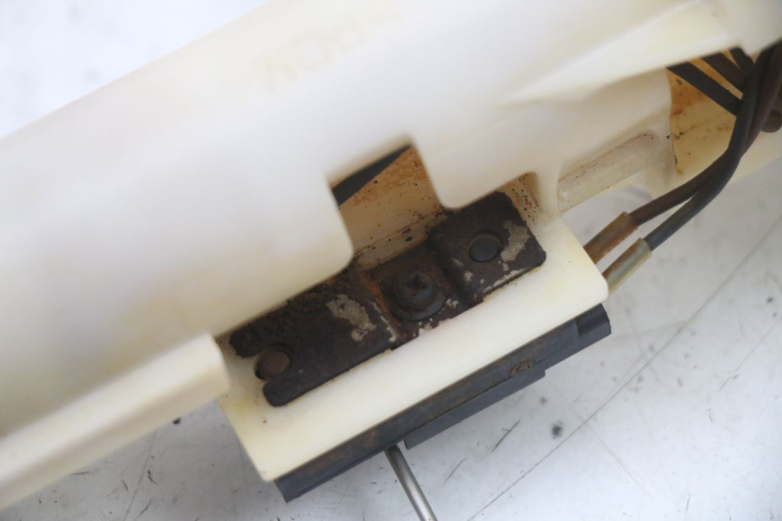 photo de POMPE A ESSENCE KYMCO XCITING 500 (2007 - 2010)