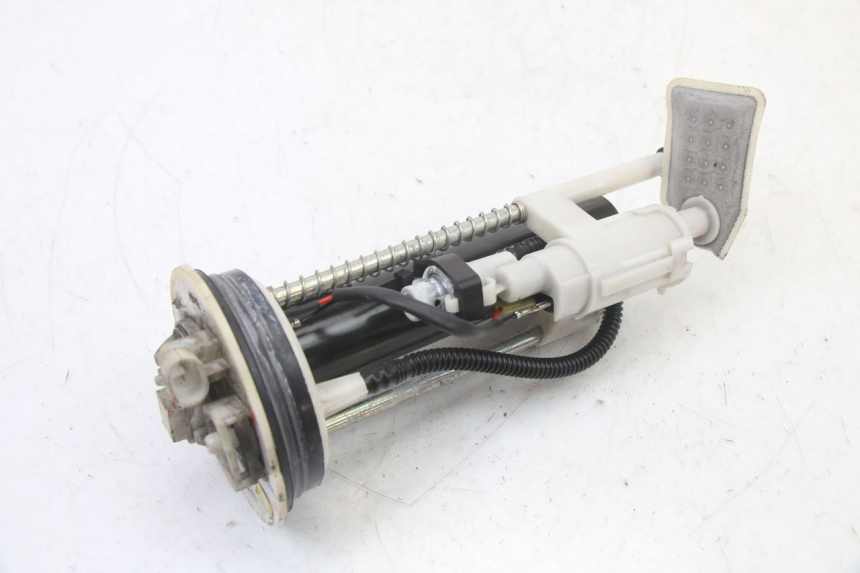 photo de POMPE A ESSENCE YAMAHA X-MAX XMAX ABS 250 (2010 - 2014)