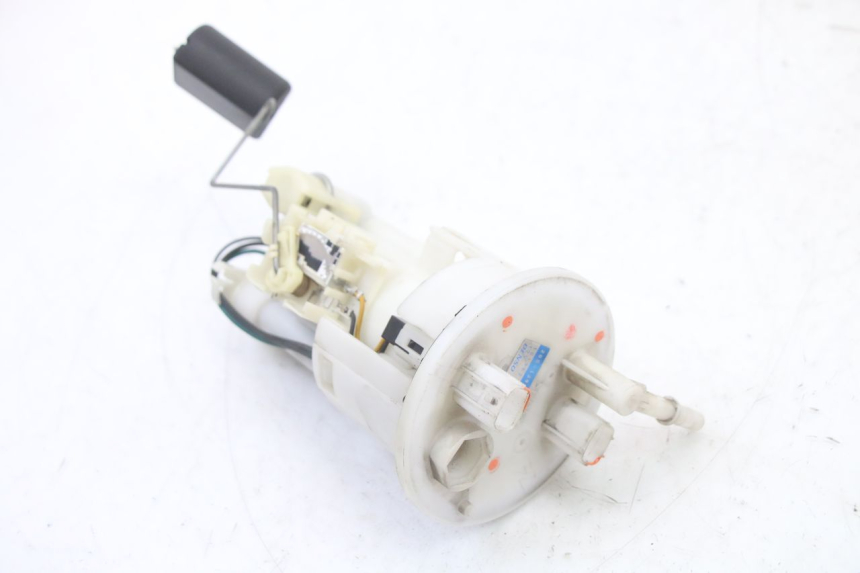 photo de POMPE A ESSENCE YAMAHA XJ6 ABS 600 (2008 - 2016)