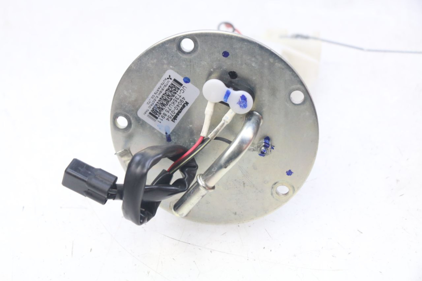 photo de POMPE A ESSENCE KAWASAKI Z 650 (2016 - 2019) - Zoom composants