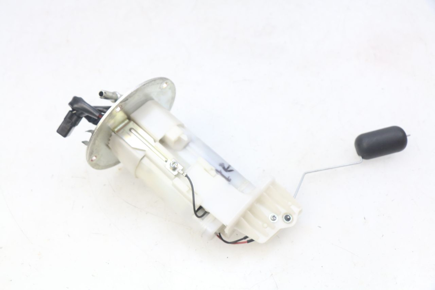 photo de POMPE A ESSENCE KAWASAKI Z 650 (2016 - 2019) - Zoom état d’usage