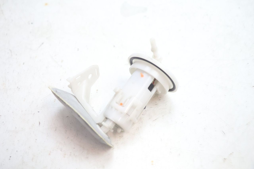 photo de POMPE A ESSENCE PIAGGIO ZIP 4T 50 (2018 - 2020) - Détail de la pièce