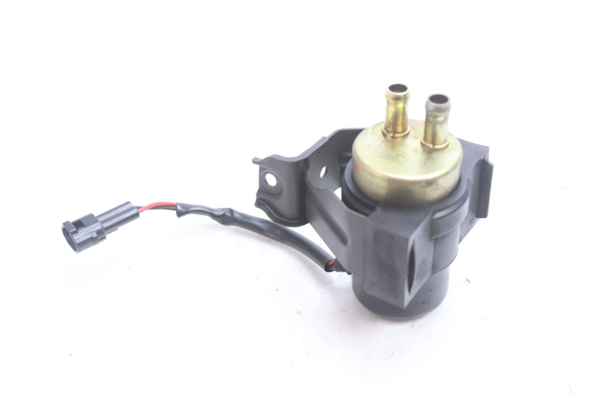 photo de POMPE A ESSENCE KAWASAKI ZX-6R ZX6R 600 (2000 - 2002) - Autre angle de vue