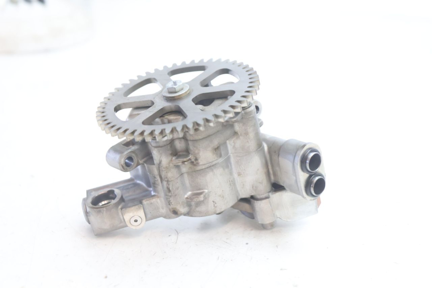 photo de POMPE A HUILE BMW C SPORT 650 (2015 - 2021) - Autre angle de vue