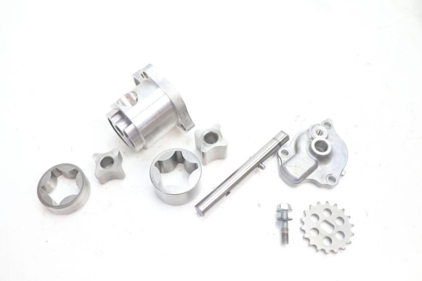 photo de POMPE A HUILE KAWASAKI ER-6 ER6 N 650 (2005 - 2009) - Autre angle de vue