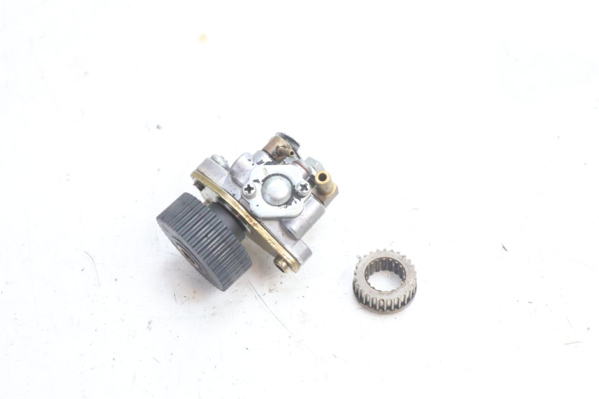 photo de POMPE A HUILE PIAGGIO FLY 2T 50 (2004 - 2017) - Vue d’ensemble