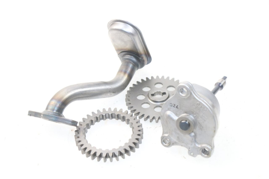 photo de POMPE A HUILE SUZUKI GSR 600 (2005 - 2012)