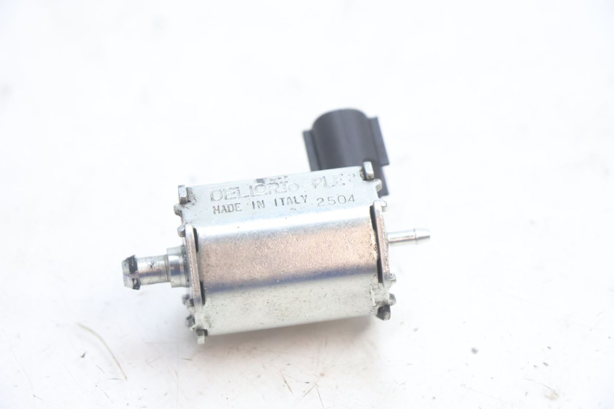 photo de POMPE A HUILE PEUGEOT LUDIX ONE 14P 50 (2004 - 2013) - Autre angle de vue