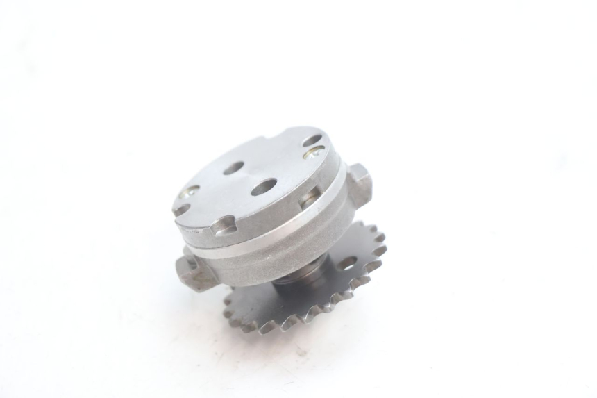 photo de POMPE A HUILE PIAGGIO MP3 LT 300 (2010 - 2016) - Autre angle de vue