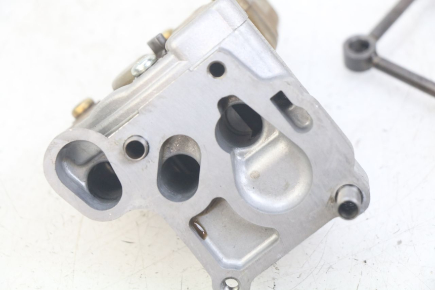 photo de POMPE A HUILE TRIUMPH SPRINT ST 955 (1999 - 2001)