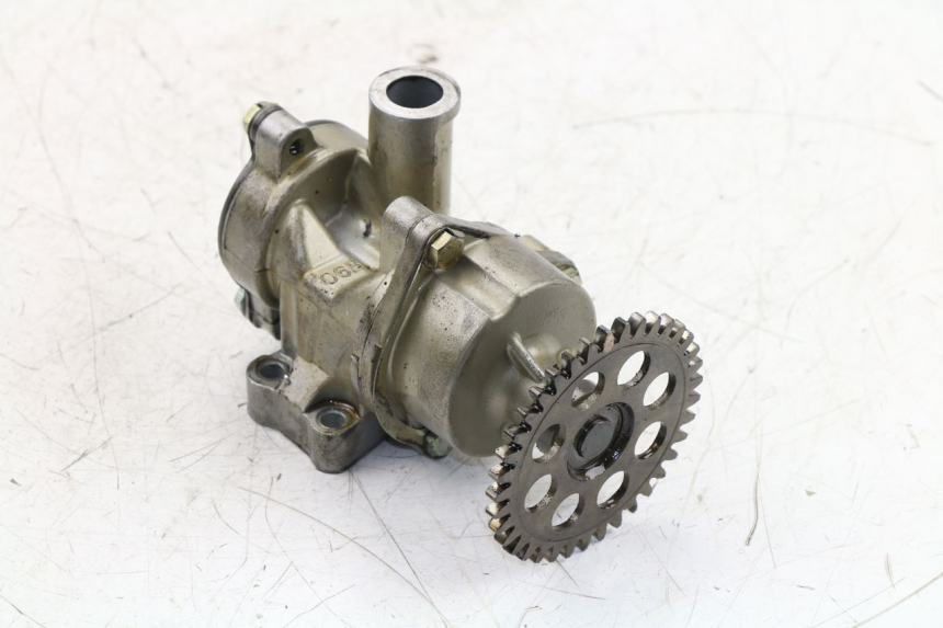 photo de POMPE A HUILE SUZUKI GSF N BANDIT 650 (2005 - 2006)