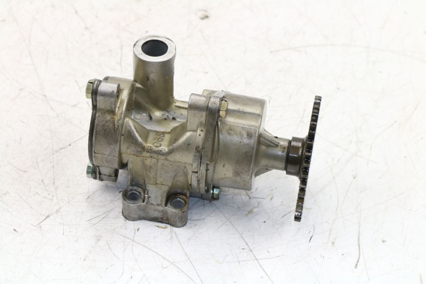 photo de POMPE A HUILE SUZUKI GSF N BANDIT 650 (2005 - 2006)