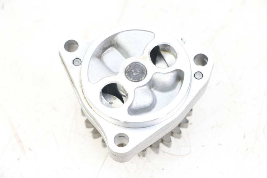 photo de POMPE A HUILE SUZUKI GSX E 250 (1982 - 1983)