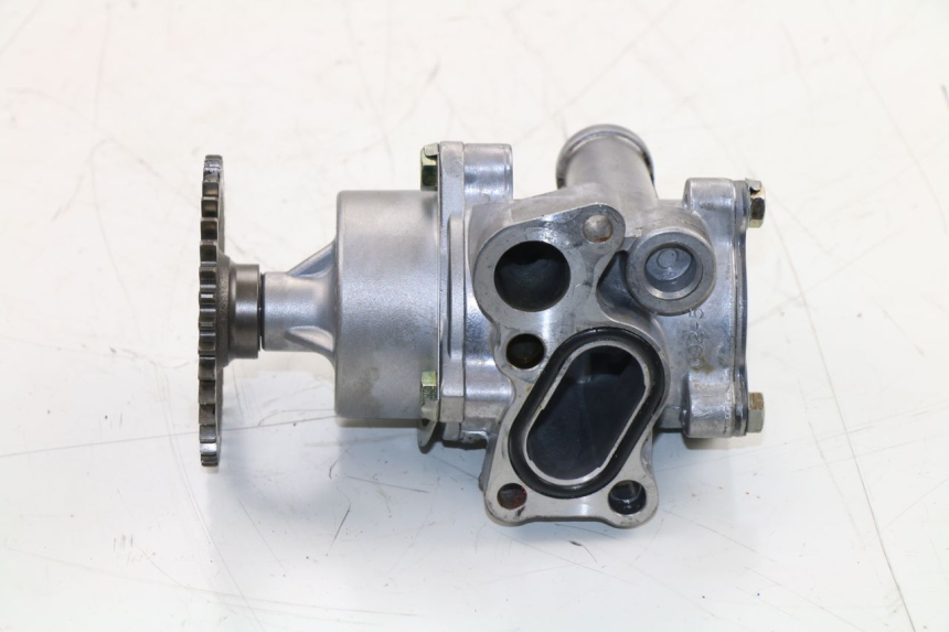 photo de POMPE A HUILE SUZUKI GSX  INAZUMA 750 (1998 - 2003)
