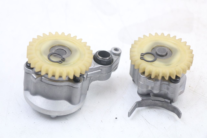 photo de POMPE A HUILE YAMAHA TDM ABS 900 (2002 - 2014)