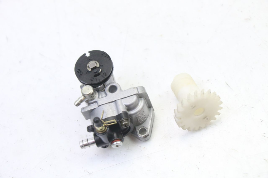 photo de POMPE A HUILE YAMAHA TDR DELTABOX 125 (1993 - 2003)