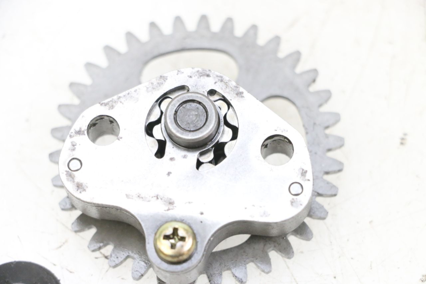 photo de POMPE A HUILE YAMAHA TTR 125 (2000 - 2020) - Zoom état d’usage