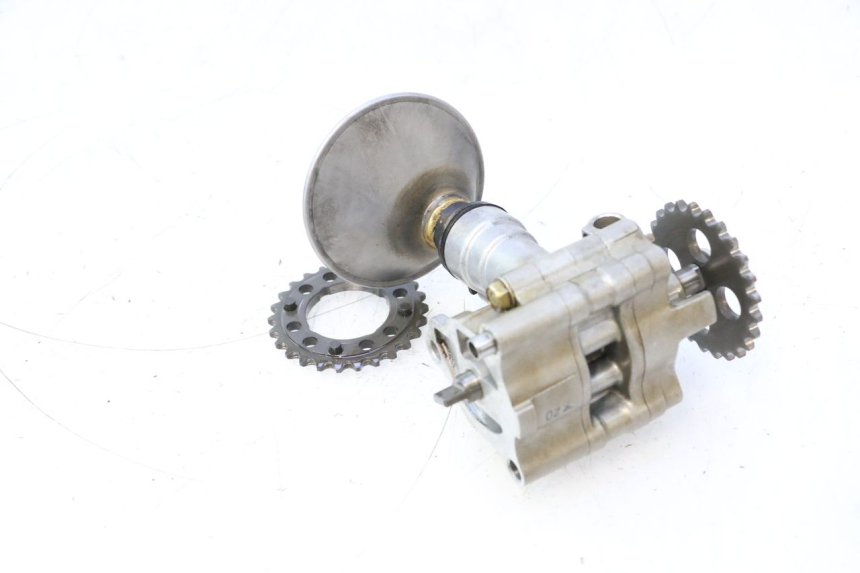 photo de POMPE A HUILE HONDA VFR FI RC46 800 (1998 - 2001) - Détail de la pièce