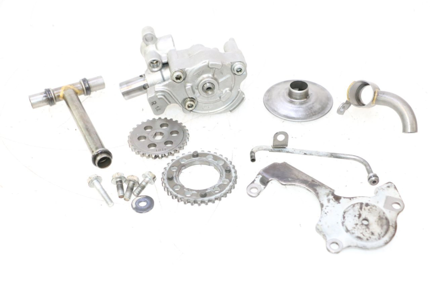 photo de POMPE A HUILE HONDA XRV AFRICA TWIN 750 (1990 - 1992) - Vue principale