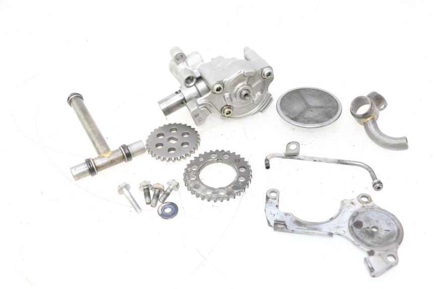 photo de POMPE A HUILE HONDA XRV AFRICA TWIN 750 (1990 - 1992) - Autre angle de vue
