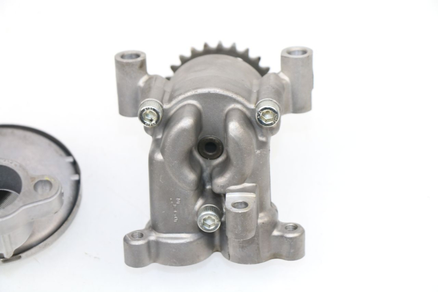 photo de POMPE A HUILE YAMAHA FJR ABS 1300 (2006 - 2012)