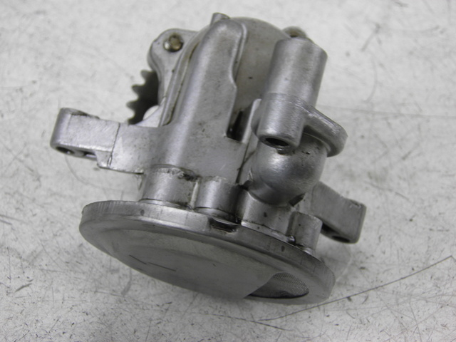 photo de POMPE A HUILE YAMAHA XJ F 900 (1983 - 1994)