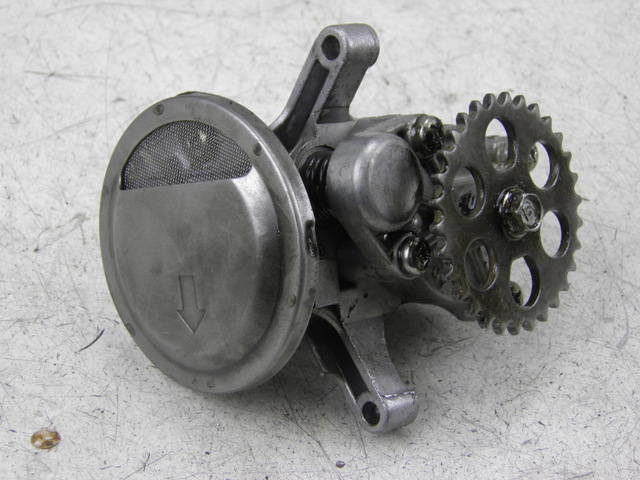 photo de POMPE A HUILE YAMAHA XJ F 900 (1983 - 1994)