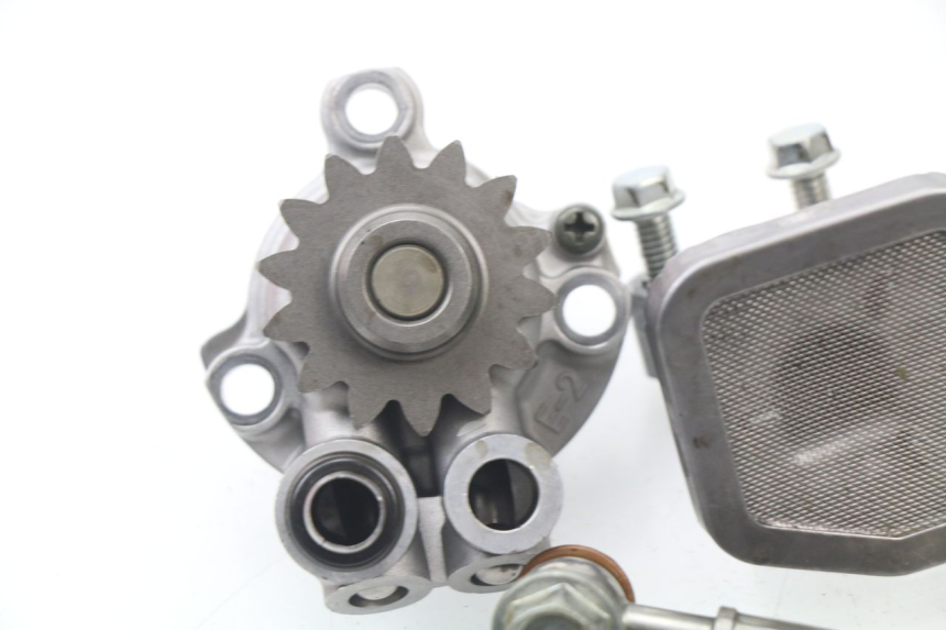 photo de POMPE A HUILE YAMAHA YZ-F YZF 250 (2010 - 2013)