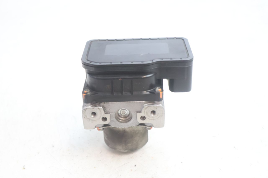 photo de POMPE ABS  SUZUKI BURGMAN EXECUTIVE ABS 650 (2006 - 2012) - Marquages et références