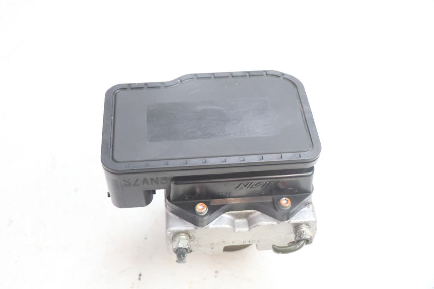 photo de POMPE ABS  SUZUKI BURGMAN EXECUTIVE ABS 650 (2006 - 2012) - État de surface