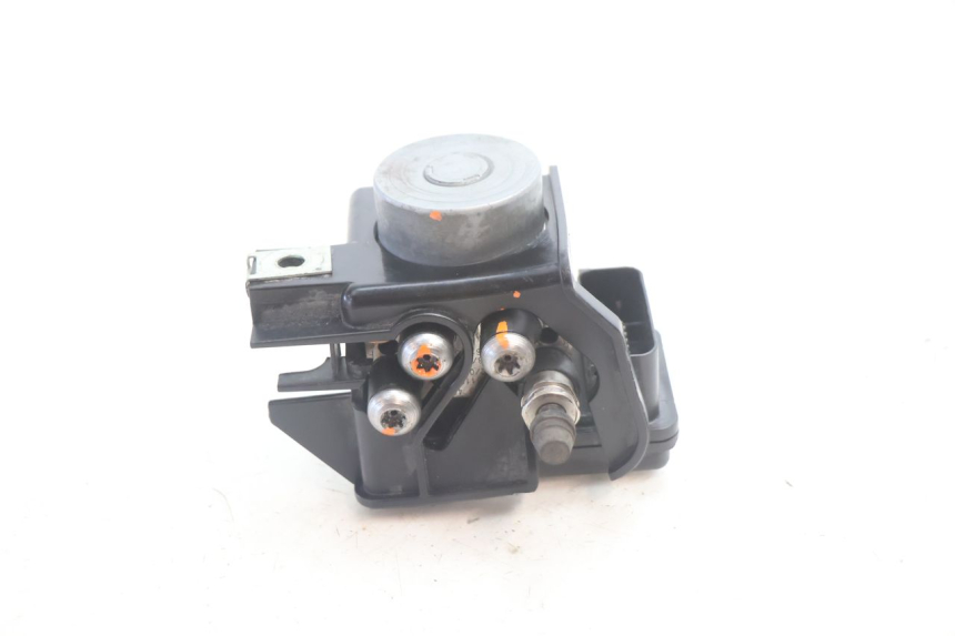 photo de POMPE ABS  BMW C SPORT 650 (2015 - 2021) - Vue principale