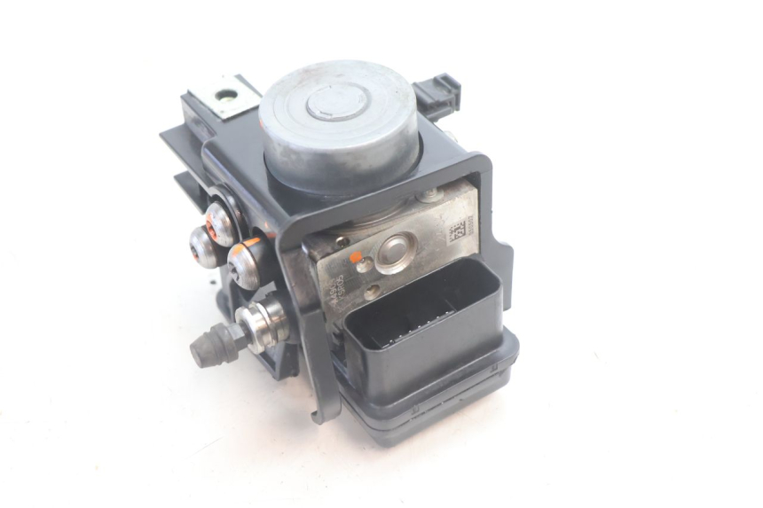 photo de POMPE ABS  BMW C SPORT 650 (2015 - 2021) - Détails caractéristiques