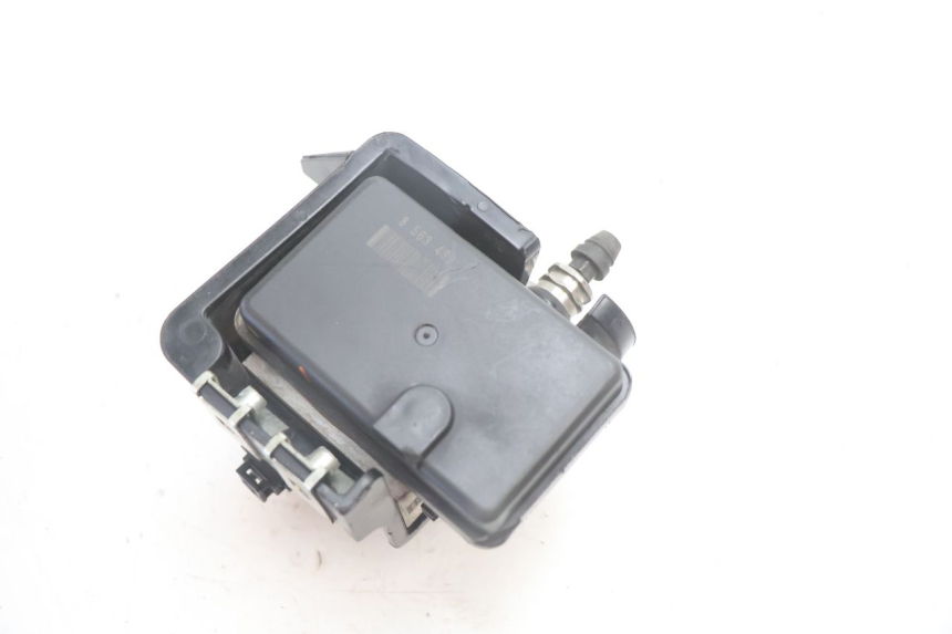 photo de POMPE ABS  BMW C SPORT 650 (2015 - 2021) - Vue rapprochée