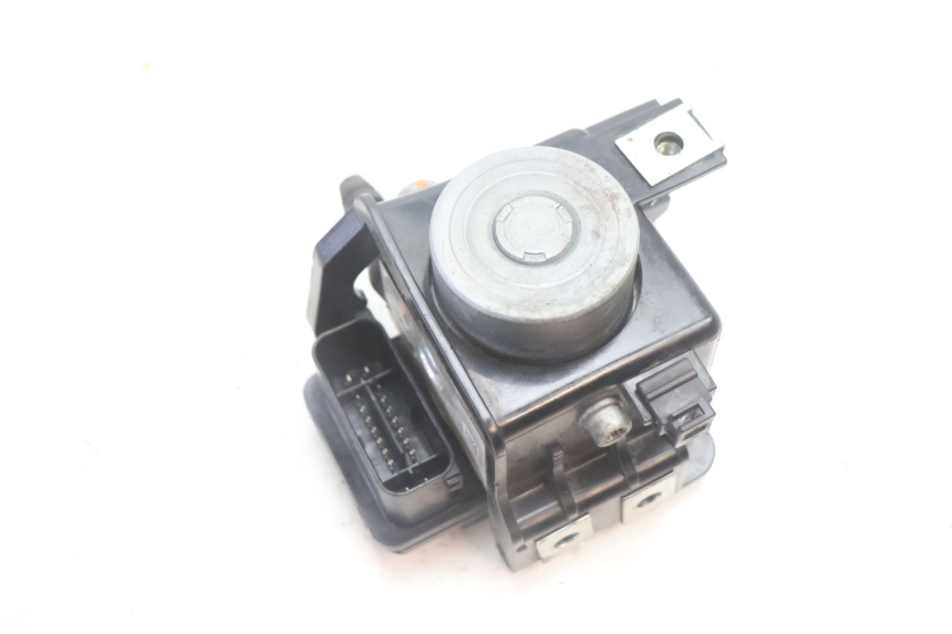 photo de POMPE ABS  BMW C SPORT 650 (2015 - 2021) - Zoom état d’usage