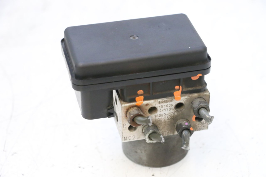photo de POMPE ABS KAWASAKI ER-6 ER6 F ABS 650 (2012 - 2016) - Vue principale