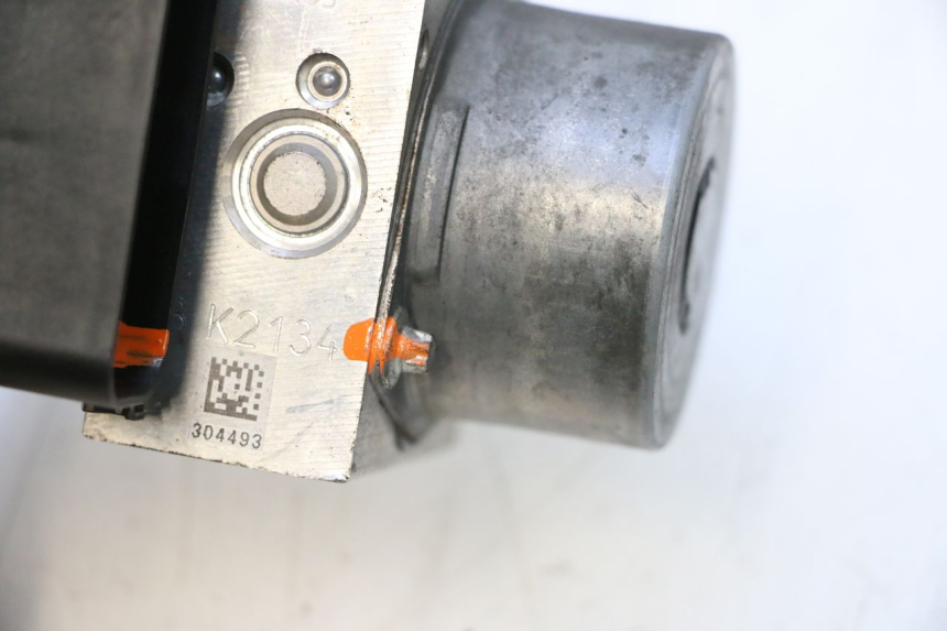 photo de POMPE ABS KAWASAKI ER-6 ER6 F ABS 650 (2012 - 2016) - Détail de la pièce