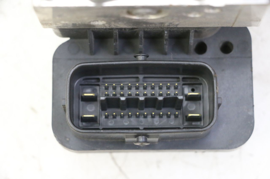 photo de POMPE ABS YAMAHA FJR ABS 1300 (2006 - 2012)