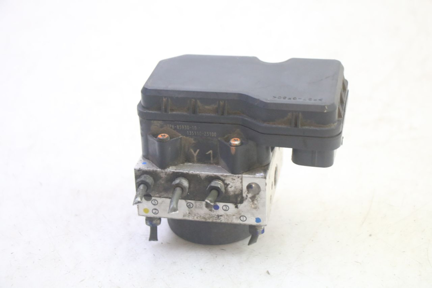 photo de POMPE ABS YAMAHA FJR ABS 1300 (2006 - 2012) - Points de fixation