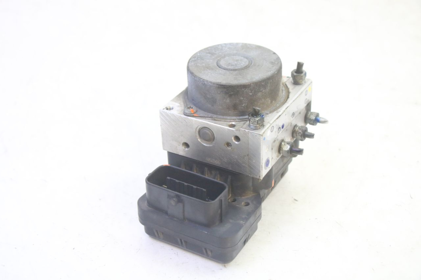 photo de POMPE ABS YAMAHA FJR ABS 1300 (2006 - 2012) - Autre angle de vue