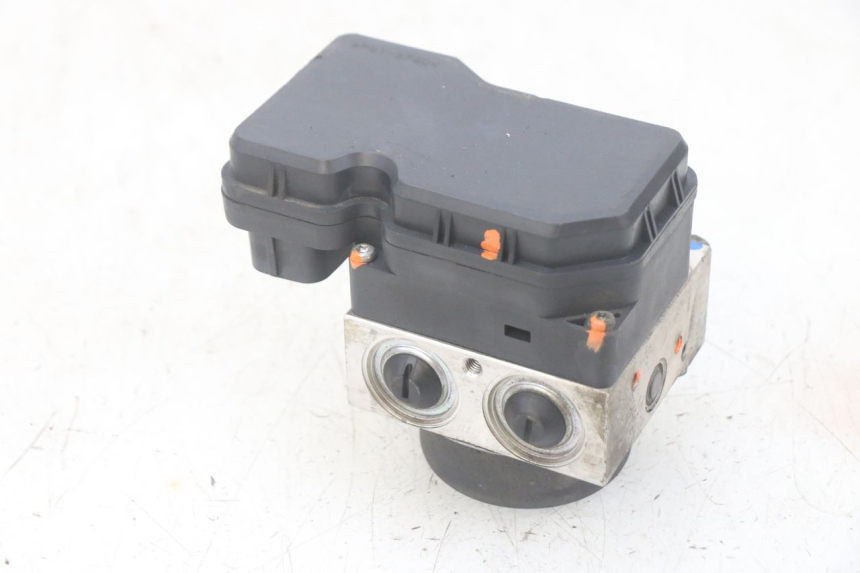 photo de POMPE ABS YAMAHA FJR ABS 1300 (2006 - 2012) - Vue principale