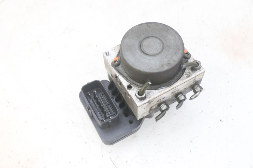 photo de POMPE ABS YAMAHA FJR ABS 1300 (2006 - 2012) - État de surface