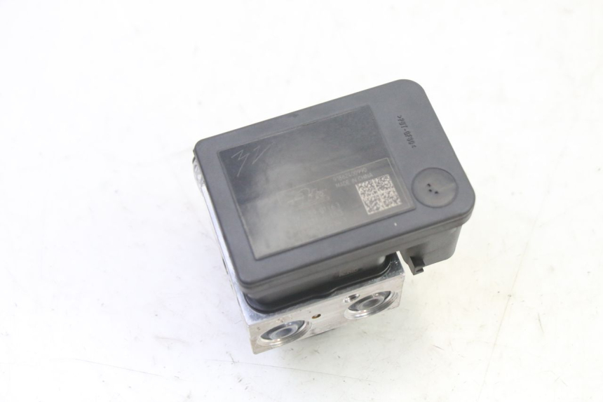 photo de POMPE ABS  BMW G310 R 310 (2016 - 2020)