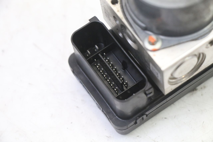 photo de POMPE ABS  SUZUKI GSR 750 (2011 - 2017)