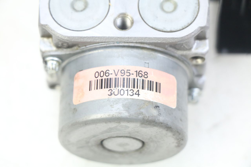photo de POMPE ABS HONDA CB R 1000 (2018 - 2023)