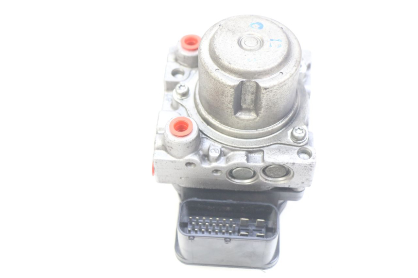 photo de POMPE ABS HONDA FJS SILVERWING SILVER WING 400 (2009 - 2016)